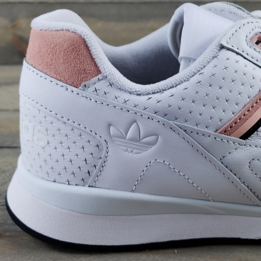 adidas Originals A.R. Trainers Leather Sneakers - Picture 8 of 10